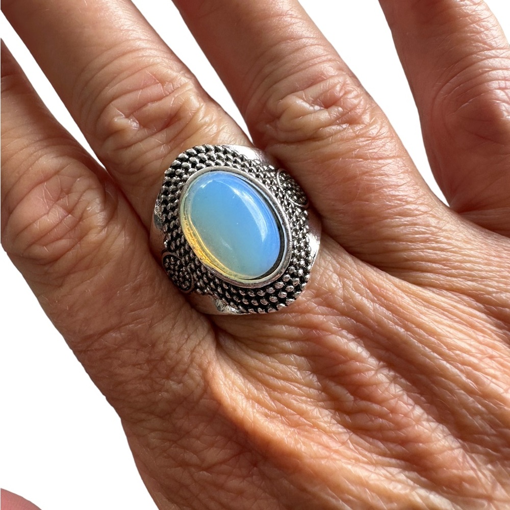 Silver and Translucent Oval Stone Ring